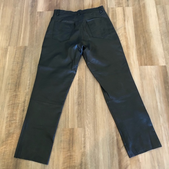 Like New Mens 5 Pocket Straight Cut Black Leather Pants - Picture 6 of 9